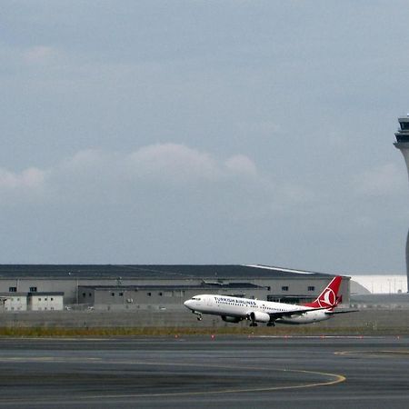 Neighbor Airport Apartment Tayakadin Exteriér fotografie